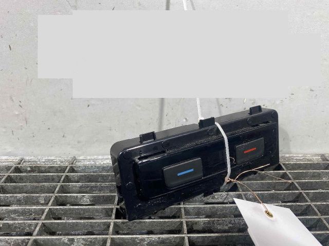 bontott VW PASSAT B8 Fűtéskapcsoló