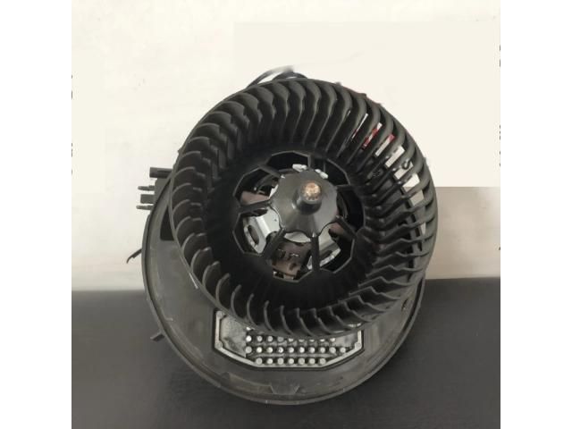 bontott VW PASSAT B8 Fűtőmotor (Klímás)