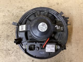 bontott VW PASSAT B8 Fűtőmotor (Klímás)
