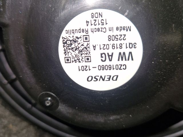 bontott VW PASSAT B8 Fűtőmotor (Klímás)