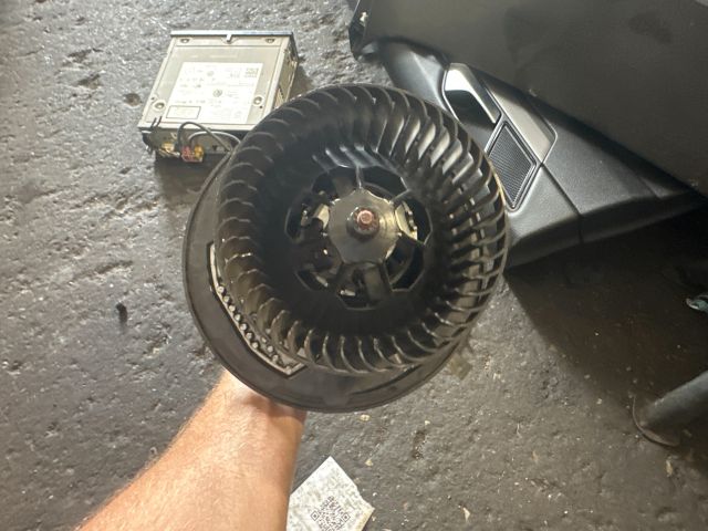 bontott VW PASSAT B8 Fűtőmotor (Klímás)