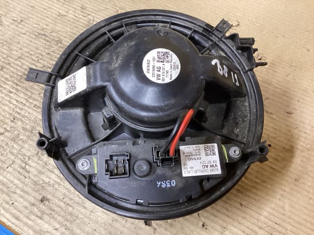 bontott VW PASSAT B8 Fűtőmotor (Klímás)