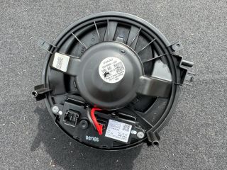 bontott VW PASSAT B8 Fűtőmotor (Klímás)