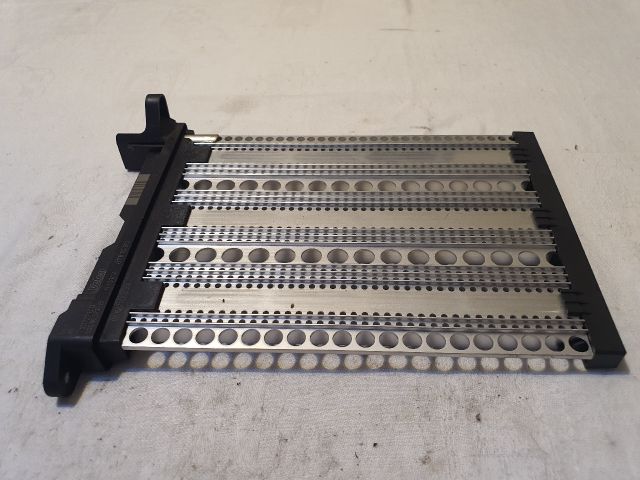 bontott VW PASSAT B8 Fűtőradiátor (Elektromos)