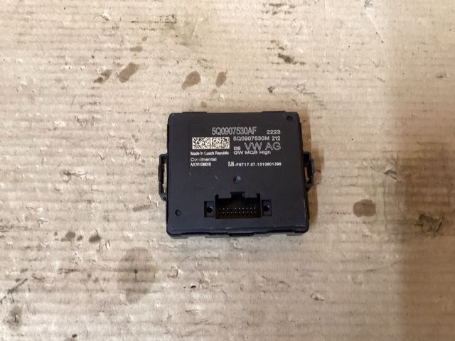 bontott VW PASSAT B8 Gateway Elektronika