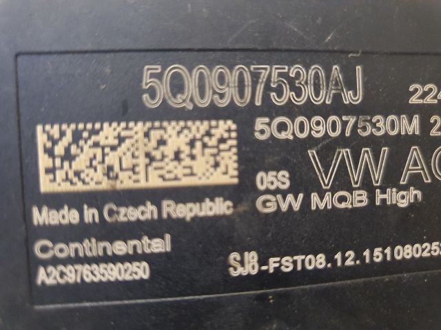 bontott VW PASSAT B8 Gateway Elektronika