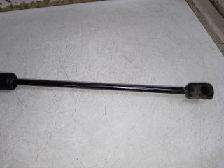 bontott VW PASSAT B8 Gázrugós Kitámasztó Teleszkóp Csomagtérajtó (Pozíciófüggetlen)