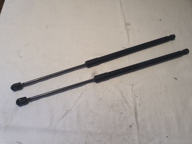 bontott VW PASSAT B8 Gázrugós Kitámasztó Teleszkóp Pár Csomagtérajtó