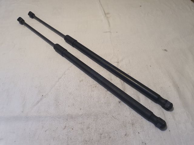 bontott VW PASSAT B8 Gázrugós Kitámasztó Teleszkóp Pár Csomagtérajtó