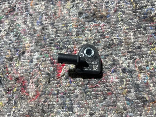 bontott VW PASSAT B8 Gyorsulás Jeladó