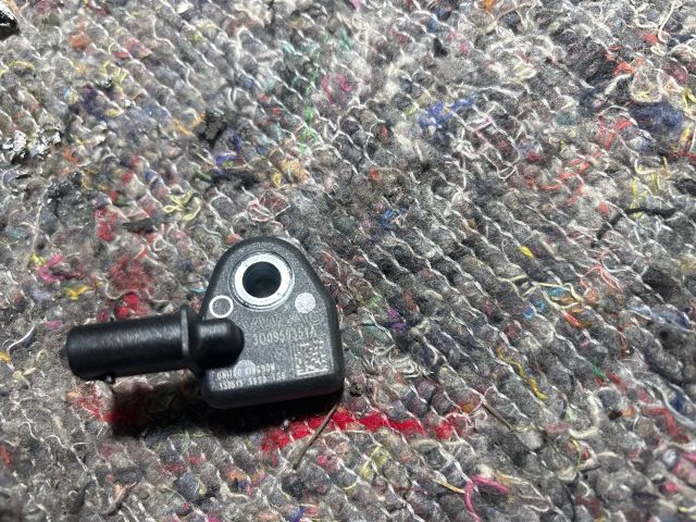 bontott VW PASSAT B8 Gyorsulás Jeladó