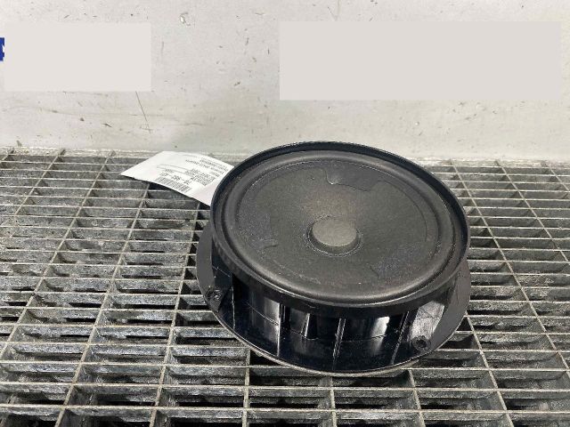 bontott VW PASSAT B8 Hangszóró (Pozíciófüggetlen)