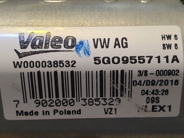 bontott VW PASSAT B8 Hátsó Ablaktörlő Motor