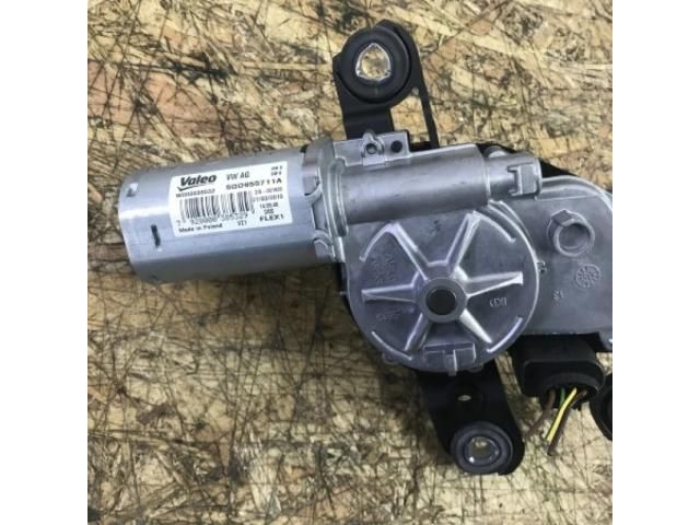 bontott VW PASSAT B8 Hátsó Ablaktörlő Motor