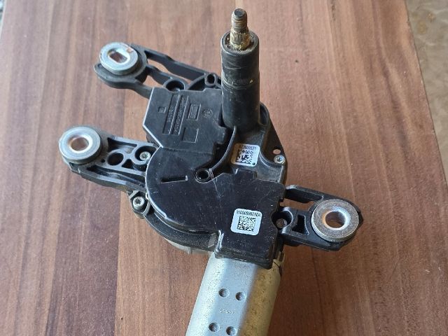 bontott VW PASSAT B8 Hátsó Ablaktörlő Motor
