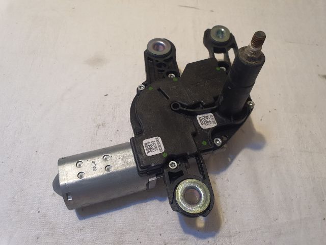 bontott VW PASSAT B8 Hátsó Ablaktörlő Motor