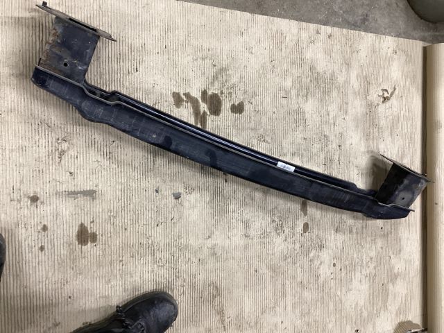 bontott VW PASSAT B8 Hátsó Lökhárító Merevítő (Fém)