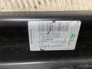 bontott VW PASSAT B8 Hátsó Lökhárító Merevítő (Fém)