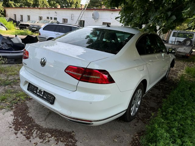 bontott VW PASSAT B8 Hátsó Lökhárító (Részeivel)