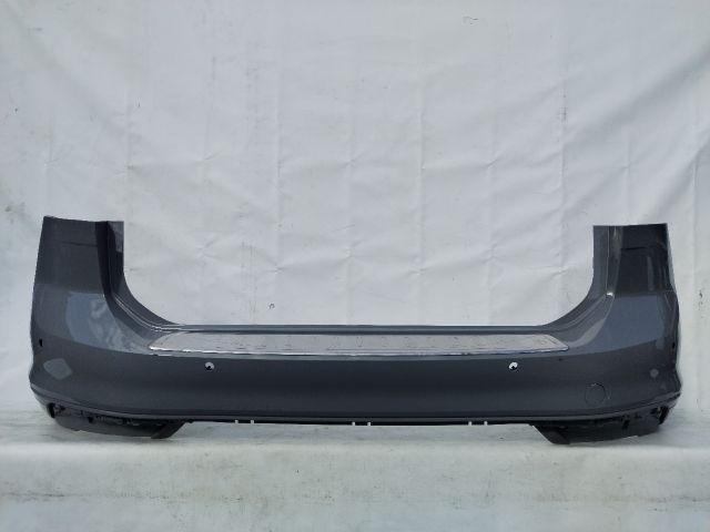 bontott VW PASSAT B8 Hátsó Lökhárító (Üresen)