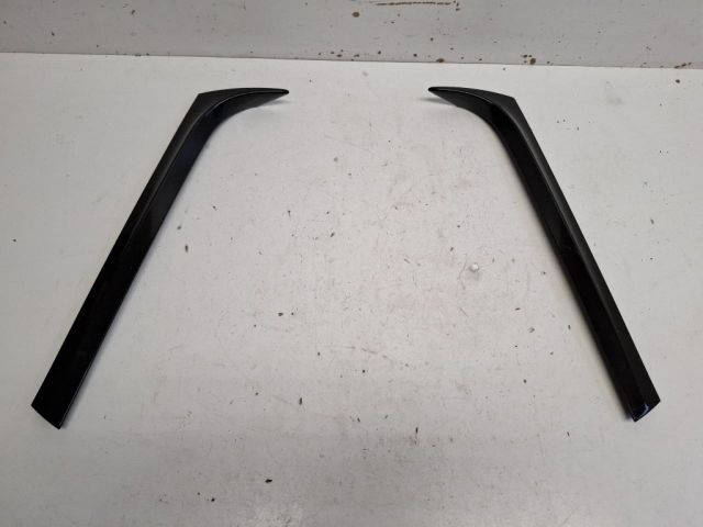 bontott VW PASSAT B8 Hátsó Szélvédő Díszléc