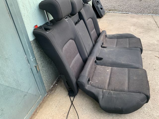 bontott VW PASSAT B8 Hátsó Ülés Szett