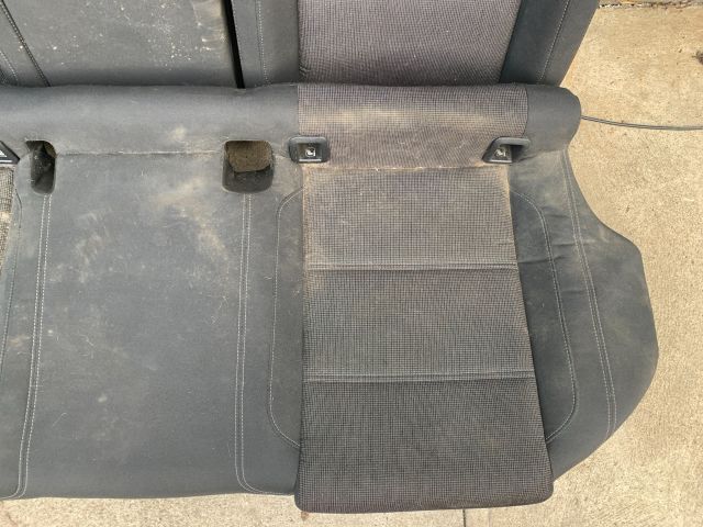 bontott VW PASSAT B8 Hátsó Ülés Szett