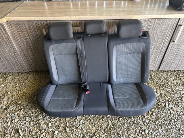 bontott VW PASSAT B8 Hátsó Ülés Szett