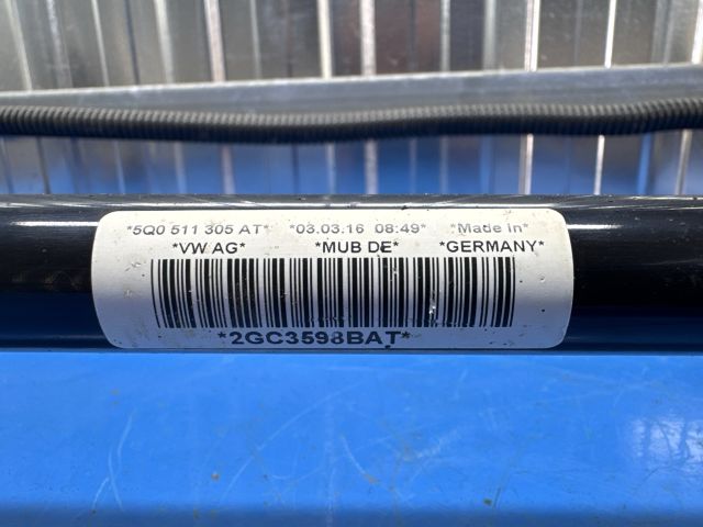 bontott VW PASSAT B8 Hátsó Vízszintes Stabilizátor Rúd