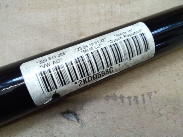 bontott VW PASSAT B8 Hátsó Vízszintes Stabilizátor Rúd