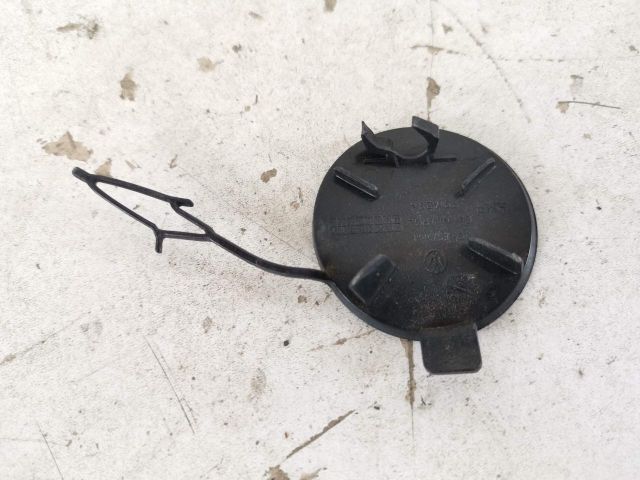 bontott VW PASSAT B8 Hátsó Vonószem Burkolat