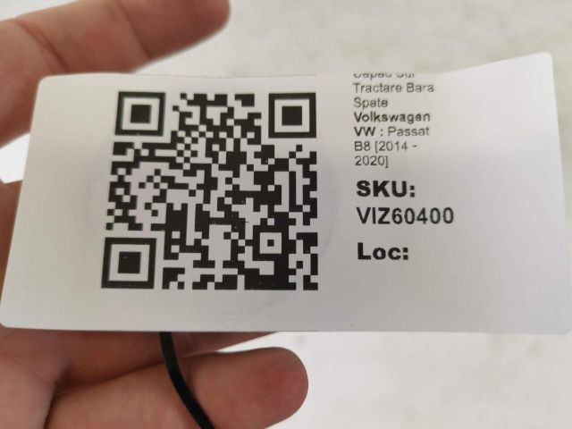 bontott VW PASSAT B8 Hátsó Vonószem Burkolat