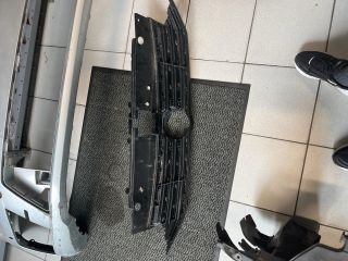 bontott VW PASSAT B8 Hűtőrács