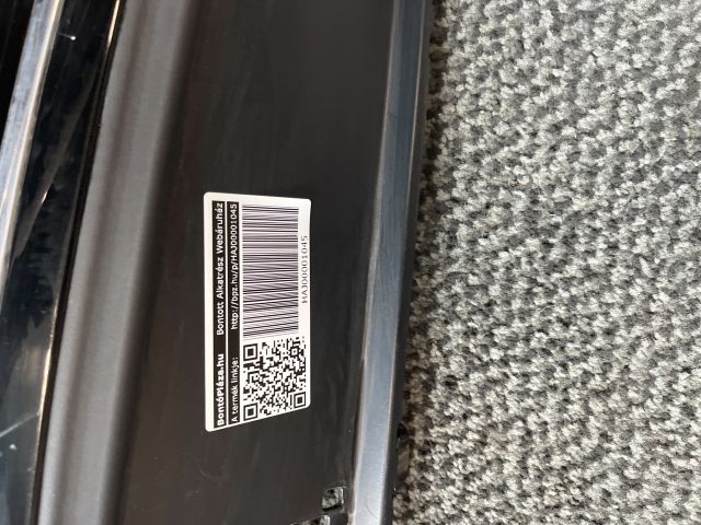 bontott VW PASSAT B8 Hűtőrács