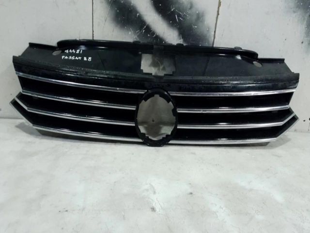 bontott VW PASSAT B8 Hűtőrács