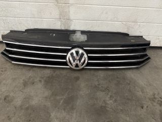 bontott VW PASSAT B8 Hűtőrács