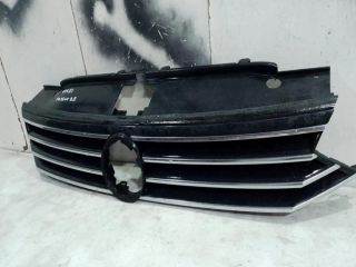 bontott VW PASSAT B8 Hűtőrács