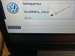 bontott VW PASSAT B8 Izzító/Gyújtó Gyertya