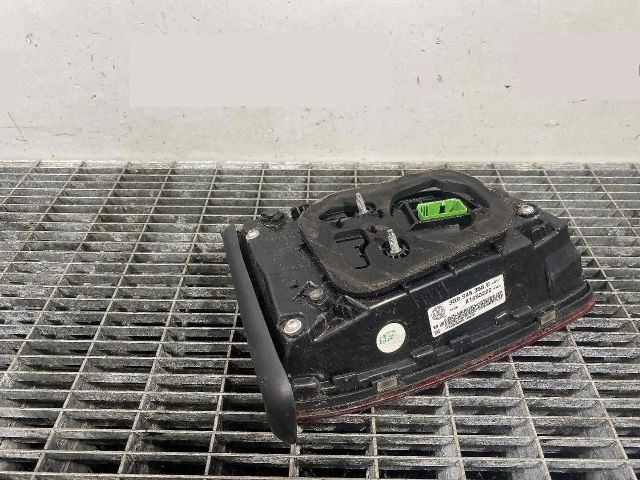 bontott VW PASSAT B8 Jobb Belső Hátsó Lámpa