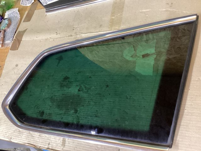 bontott VW PASSAT B8 Jobb C Oszlop Oldalablak Üveg