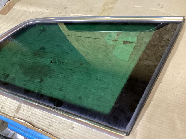 bontott VW PASSAT B8 Jobb C Oszlop Oldalablak Üveg