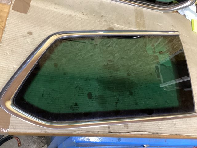 bontott VW PASSAT B8 Jobb C Oszlop Oldalablak Üveg