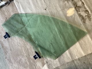 bontott VW PASSAT B8 Jobb első Ablak