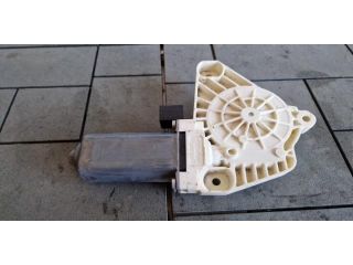 bontott VW PASSAT B8 Jobb első Ablakemelő Motor