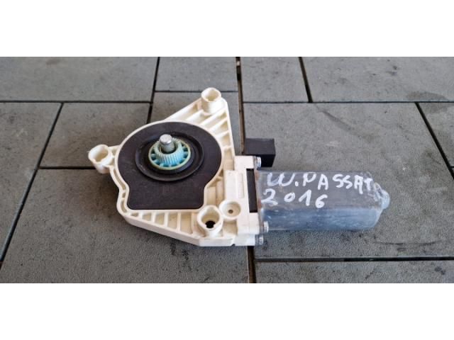 bontott VW PASSAT B8 Jobb első Ablakemelő Motor