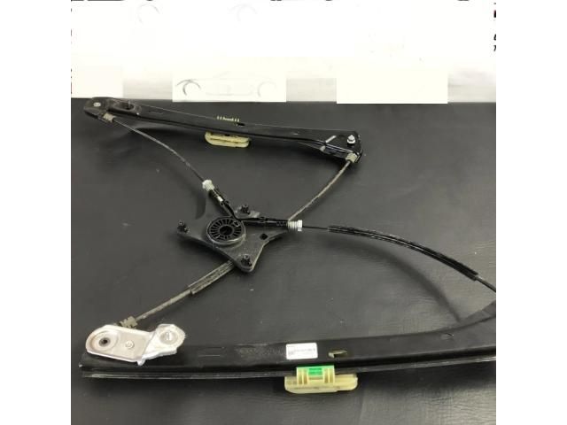 bontott VW PASSAT B8 Jobb első Ablakemelő Szerkezet (Elektromos)