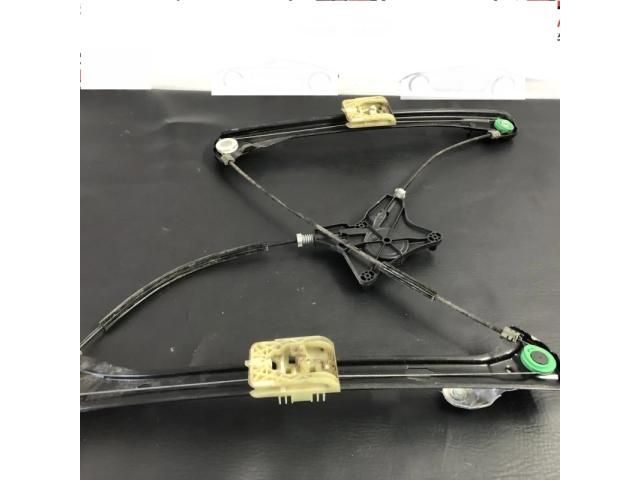 bontott VW PASSAT B8 Jobb első Ablakemelő Szerkezet (Elektromos)