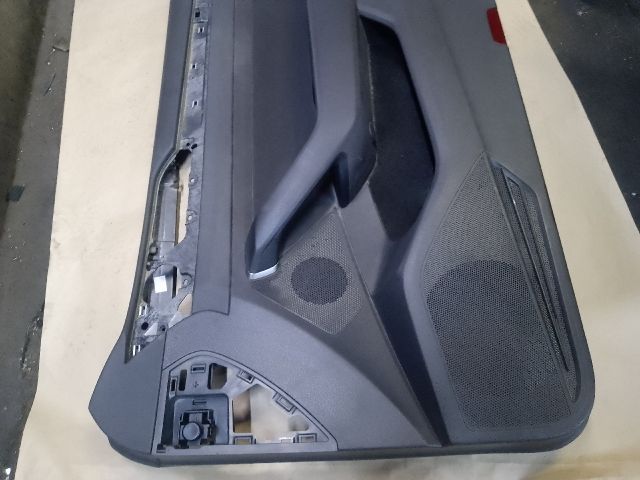 bontott VW PASSAT B8 Jobb első Ajtó Kárpit