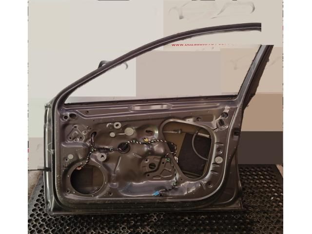 bontott VW PASSAT B8 Jobb első Ajtó (Üres lemez)