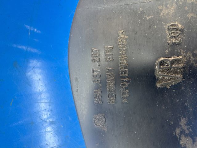 bontott VW PASSAT B8 Jobb első Ajtóhatároló